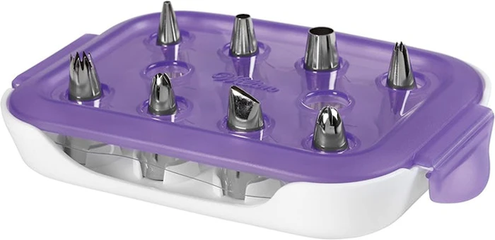 Wilton 8-Piece Decorating Tip Starter Set Image 1
