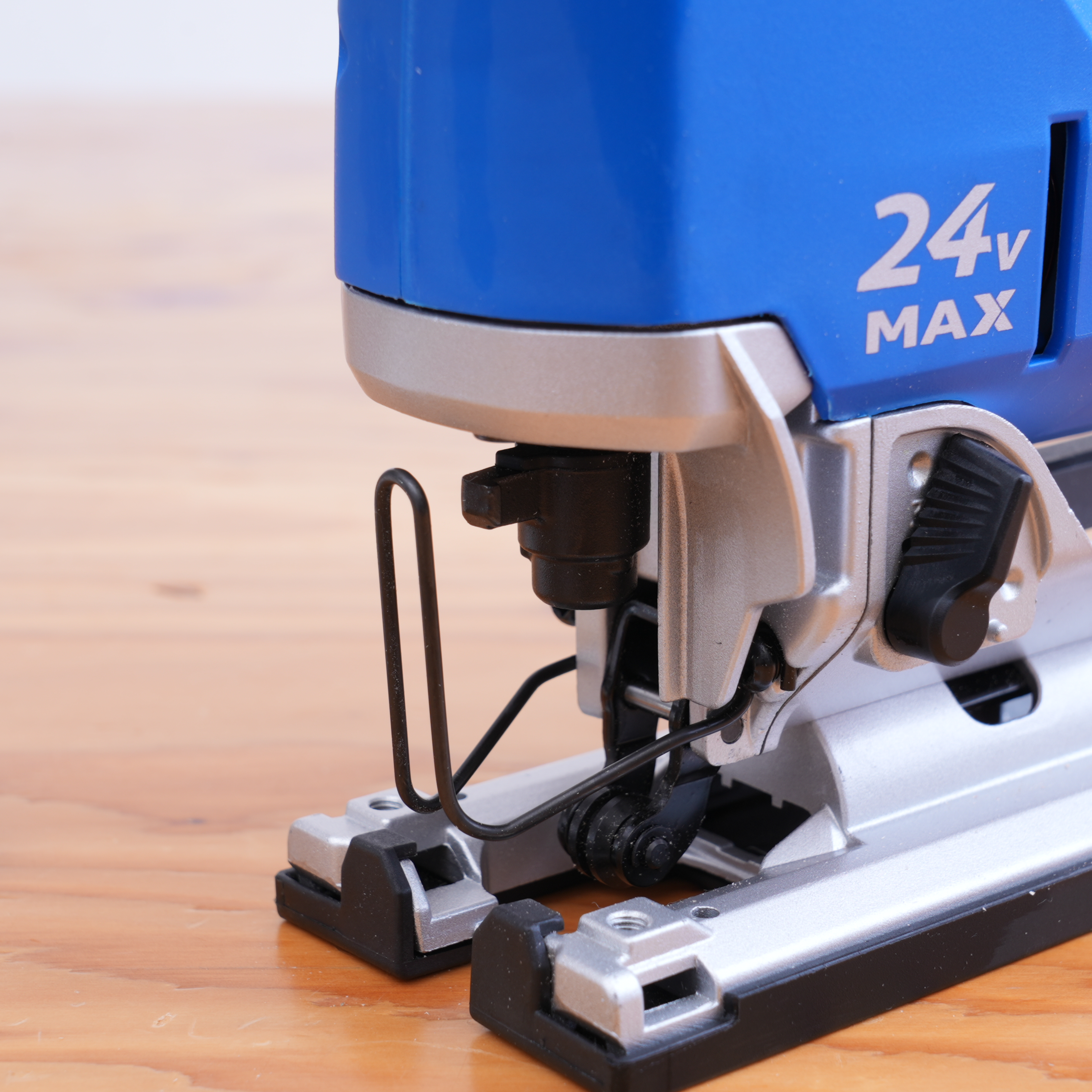 24-Volt Max Variable Speed Jigsaw 6