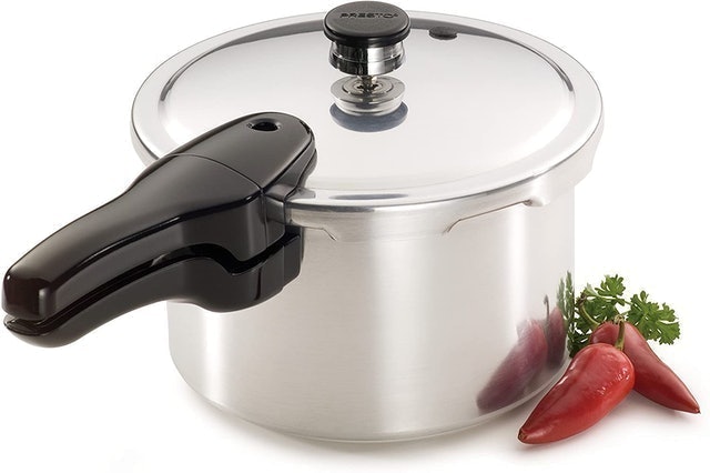 10 Best Stovetop Pressure Cookers in 2022 (Chef-Reviewed) 3