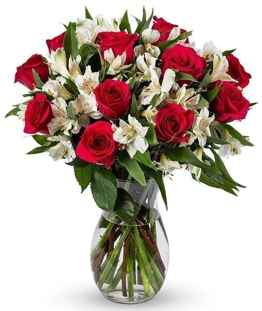 10 Best Flower Bouquets in 2022 (BloomsyBox, GlobalRose, and More) 3