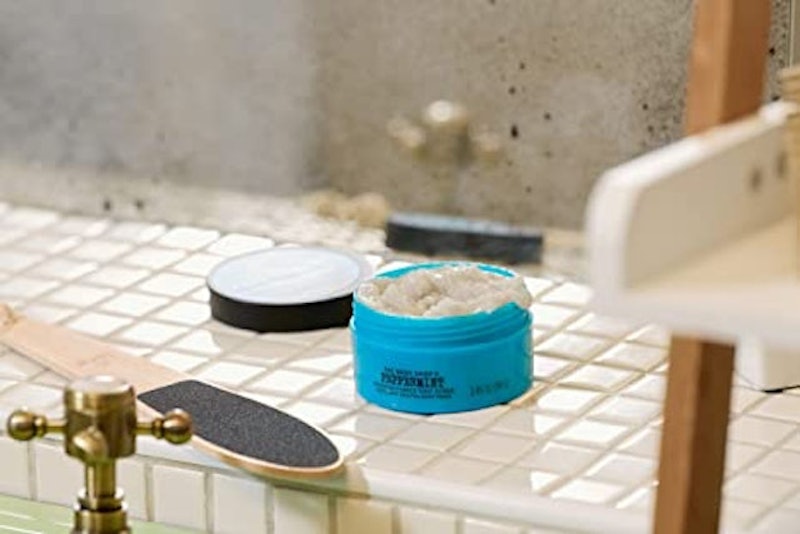 Peppermint Reviving Pumice Foot Scrub 2