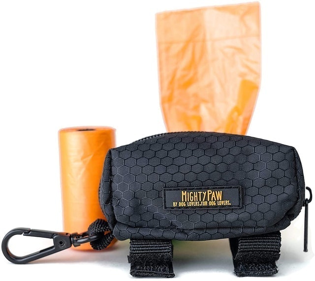 9 Best Dog Poop Bag Holders in 2022 (Professional Pet Care Provider-Reviewed) 4