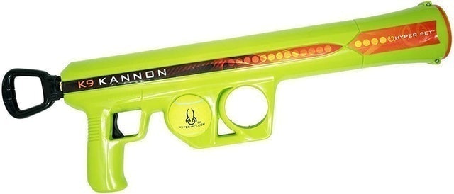 9 Best Ball Launchers for Dogs in 2022 (Nerf Dog, Chuckit!, and More) 4