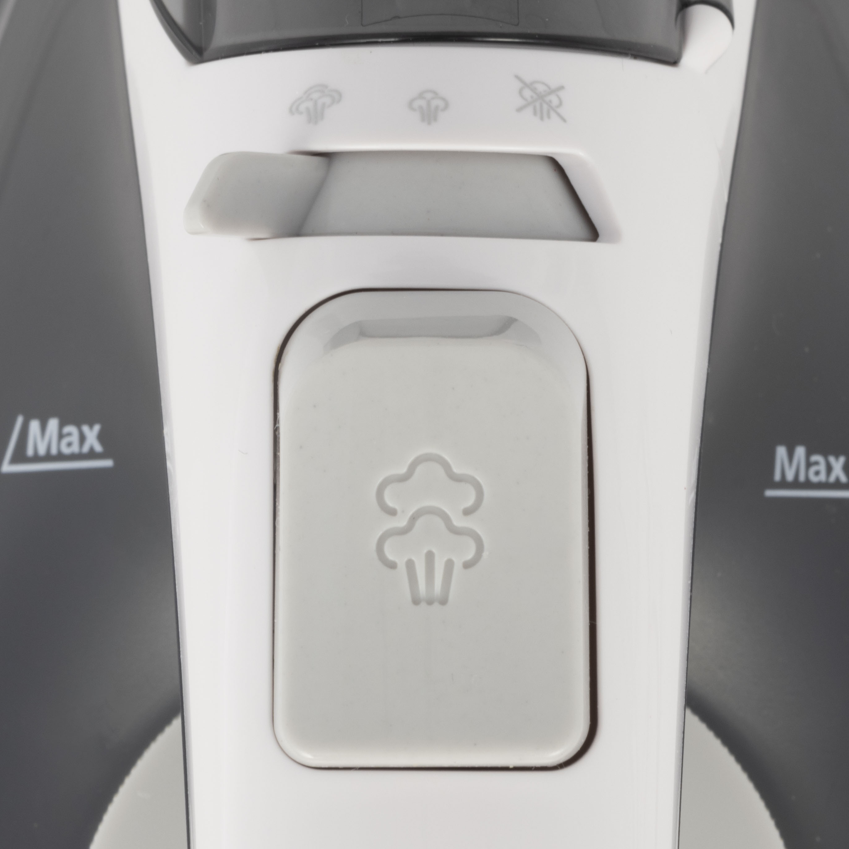 Classic Iron with Precision Tip and Anti-Calc Technology 3