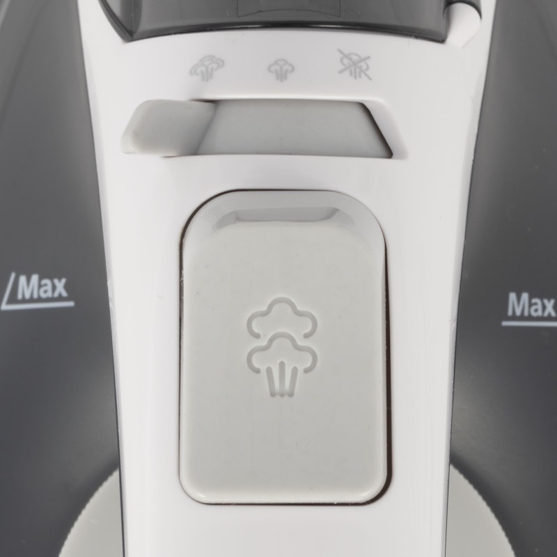 Classic Iron with Precision Tip and Anti-Calc Technology 3