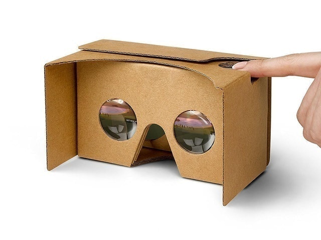7 Best VR Headsets for Smartphones in 2022 (Google, Pansonite, and More) 3