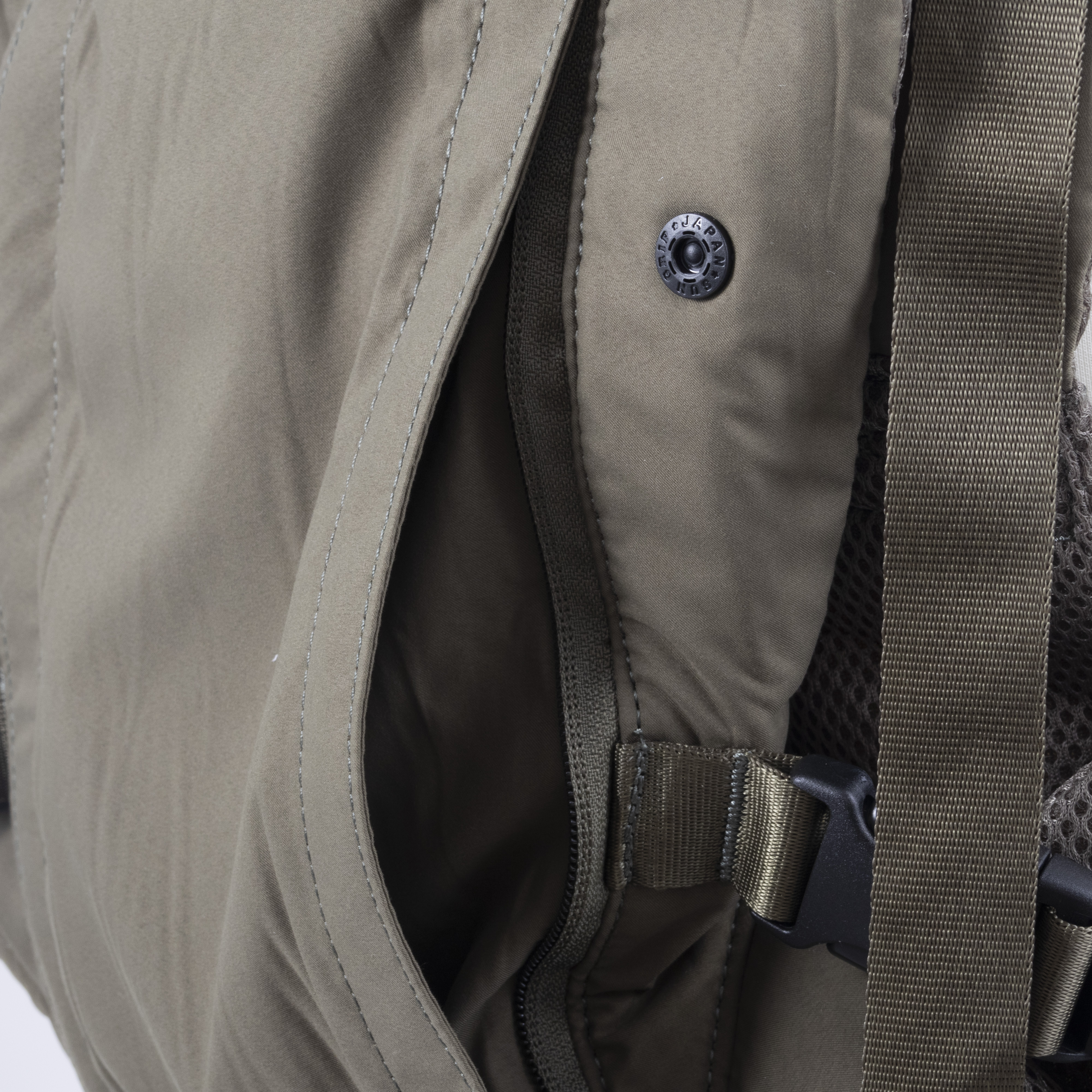 The Baby Carrier 7