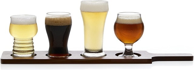 10 Best Gifts for Beer Lovers in 2022 (Craft Beer Brewer-Reviewed) 1