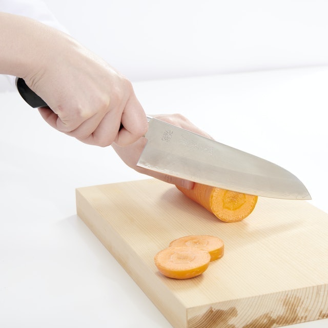 Seki Kotetsu VG-10. Santoku Knife 5