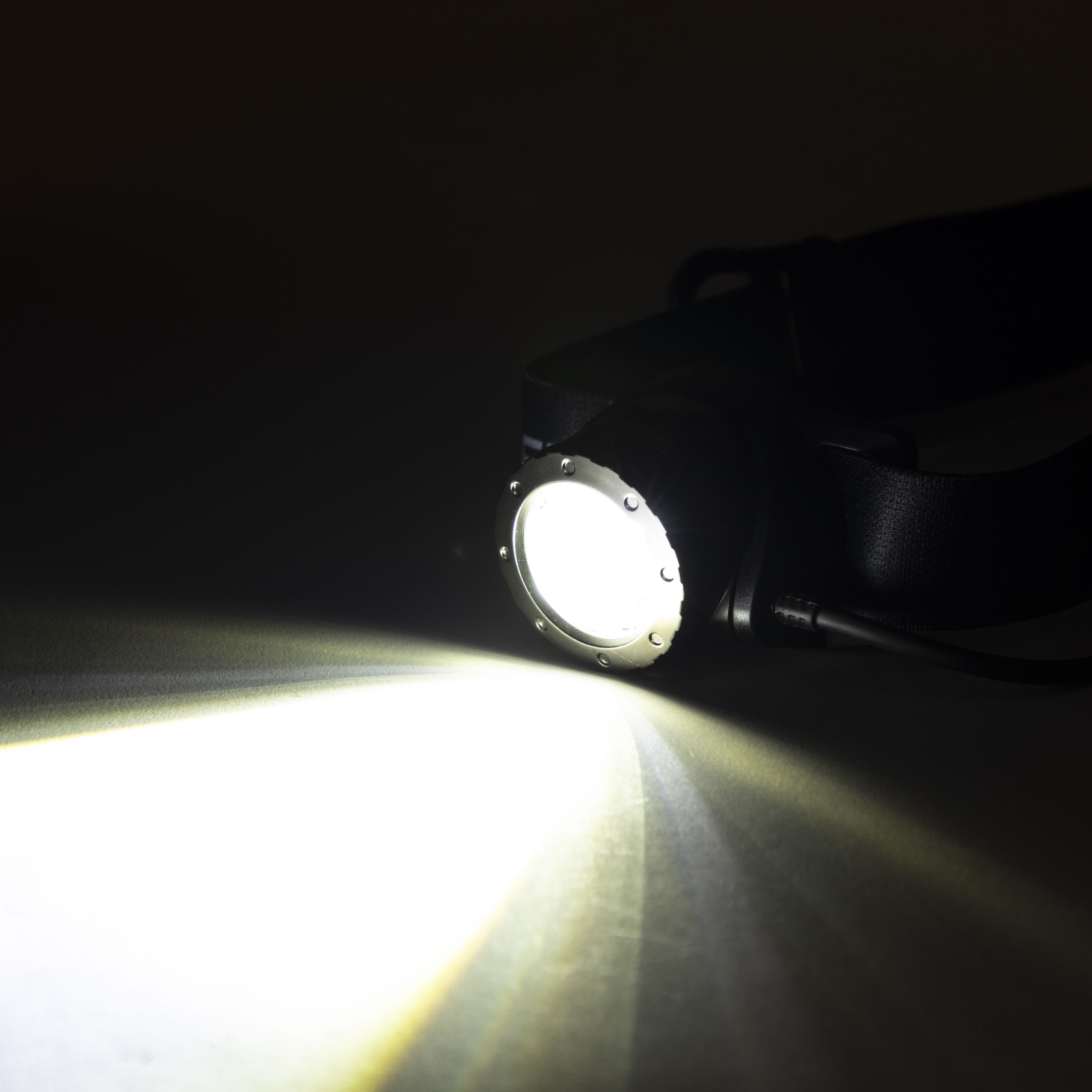 MH10 Headlamp 11