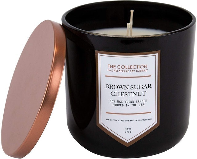 10 Best Holiday Candles in 2022 (Yankee Candle, Chesapeake Bay Candle, and More) 3