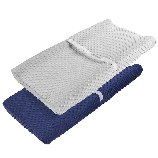 10 Best Changing Pad Covers in 2022 (Burt's Bees Baby, BlueSnail, and More) 2