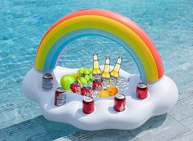 10 Best Pool Toys in 2022 (Kangaroo, Intex, and More) 2