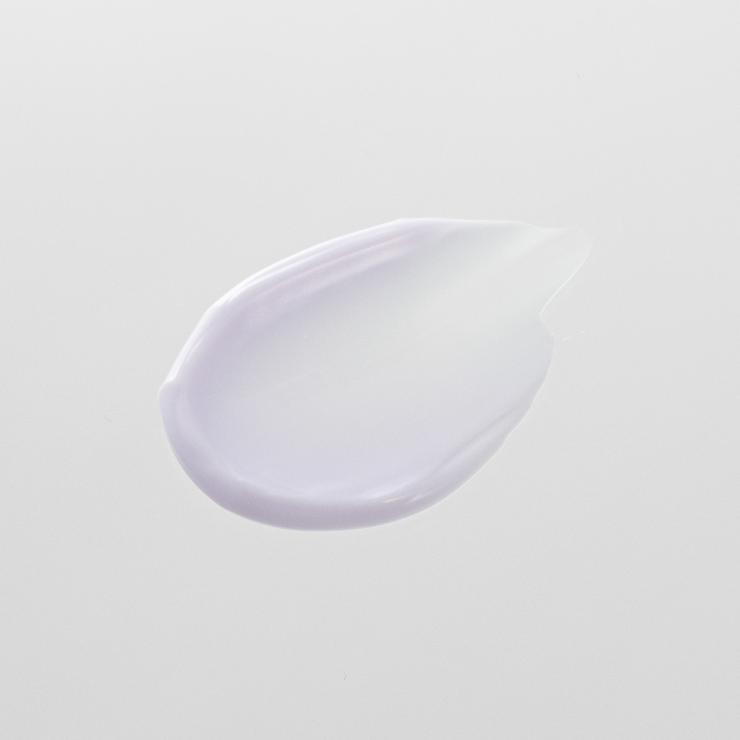 The Dewy Skin Cream Plumping & Hydrating Moisturizer 4