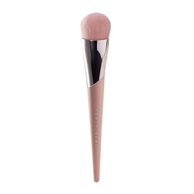 Full-Bodied Foundation Brush 1