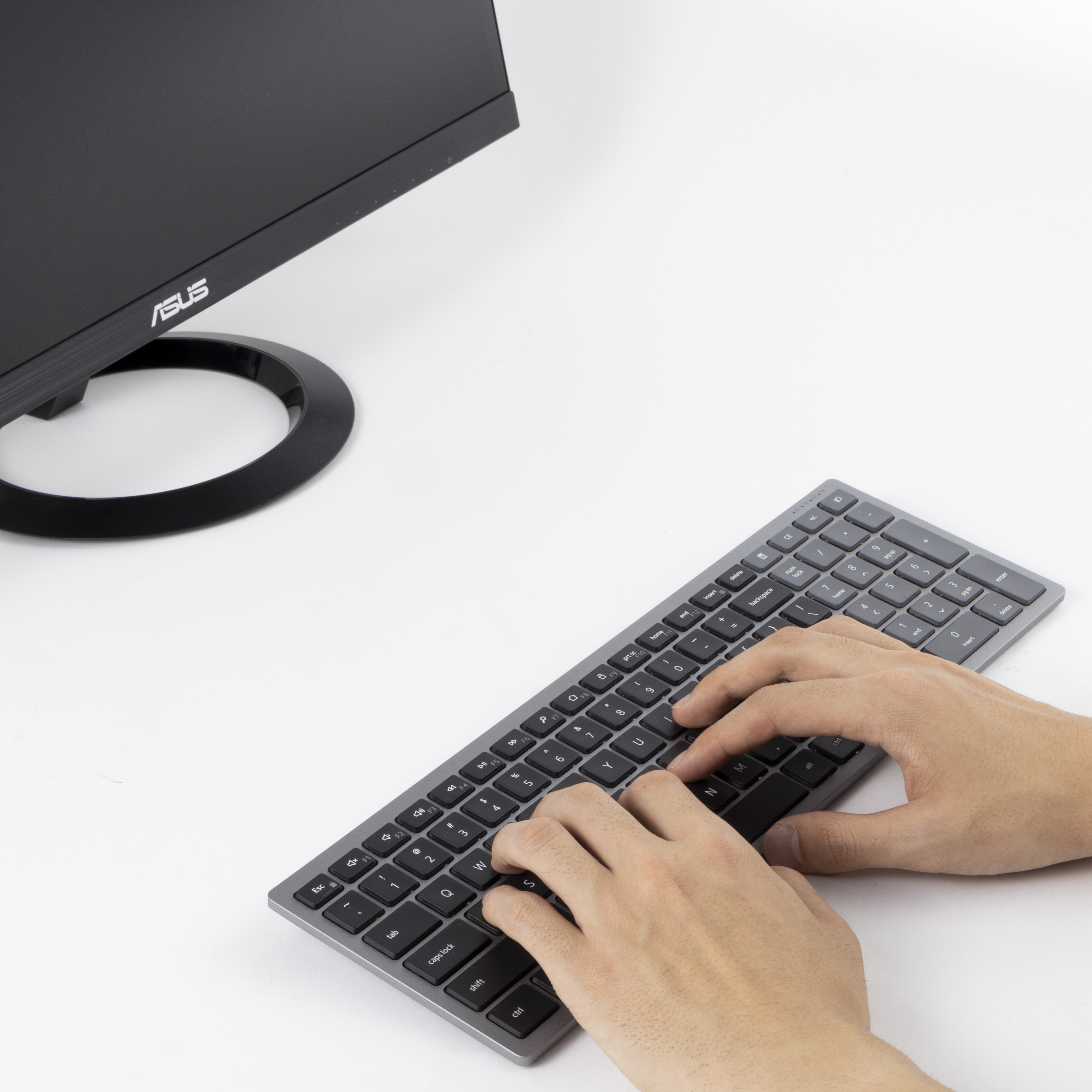 Multi-Device Wireless Keyboard and Mouse Combo 6