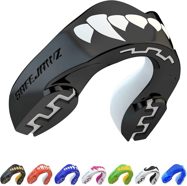 10 Best Mouthguards for Sports in 2022 (Under Armour, Sisu, and More) 4