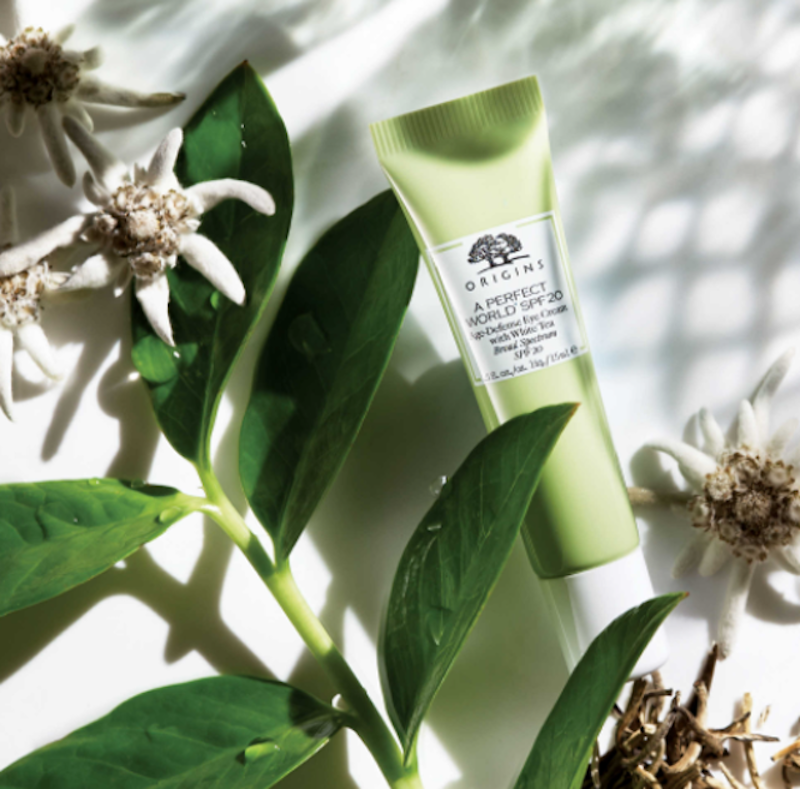 Line-Reducing & Dark Circle-Diminishing Vitamin C Eye Serum 2