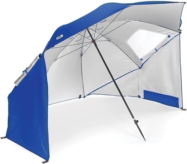 10 Best Beach Umbrellas in 2022 (Sport-Brella, Tommy Bahama, and More) 2