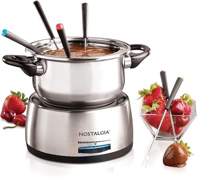 10 Best Fondue Pots in 2022 (Chef-Reviewed) 2