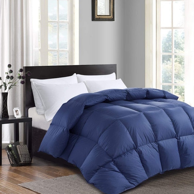 Luxurious Goose Down Comforter 2