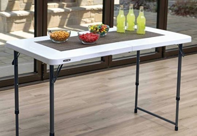 Height Adjustable Folding Table 2