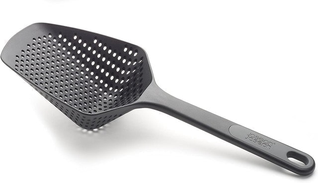 Scoop Plus Colander 1