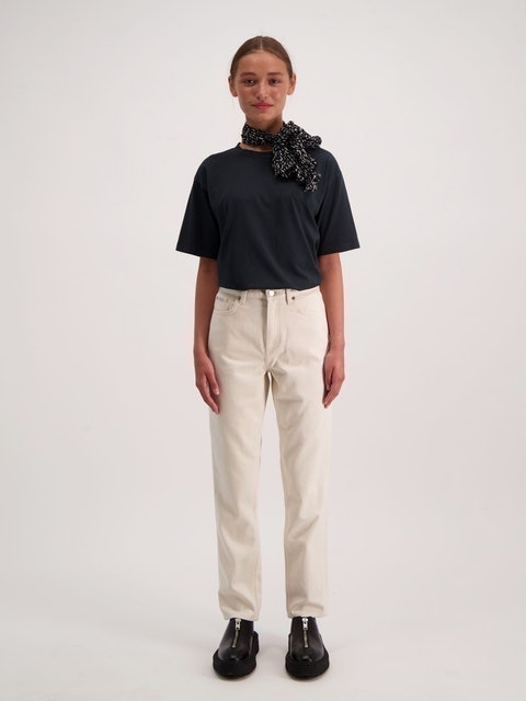 10 Best Mom Jeans in 2022 (Wardrobe Stylist-Reviewed) 4