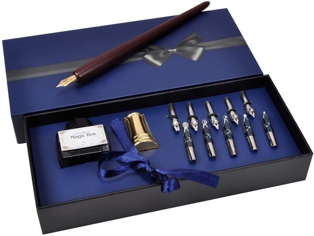10 Best Calligraphy Sets in 2022 (Mont Marte, Speedball, and More) 3