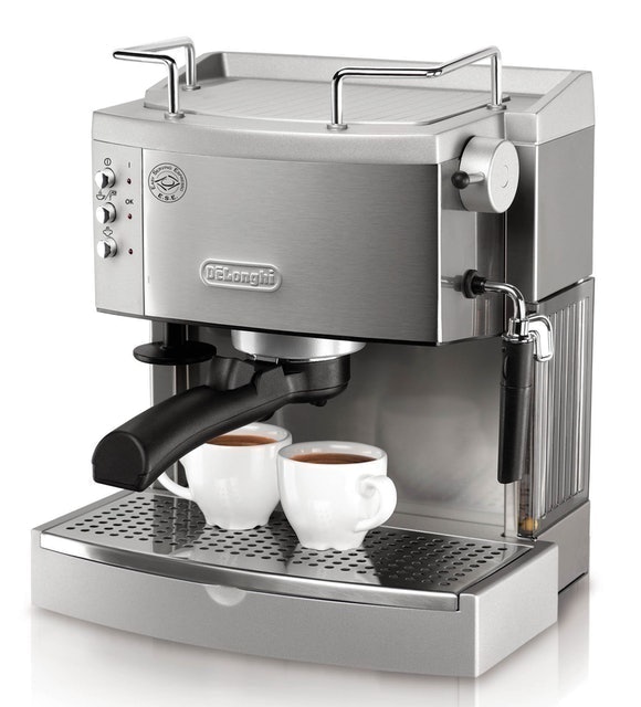 10 Best Home Espresso Machines in 2022 (NESCAFÉ, Breville, and More) 4
