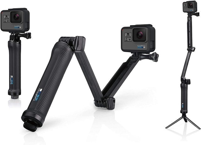 9 Best Selfie Sticks in 2022 (BZE, Fugetek, and More) 4