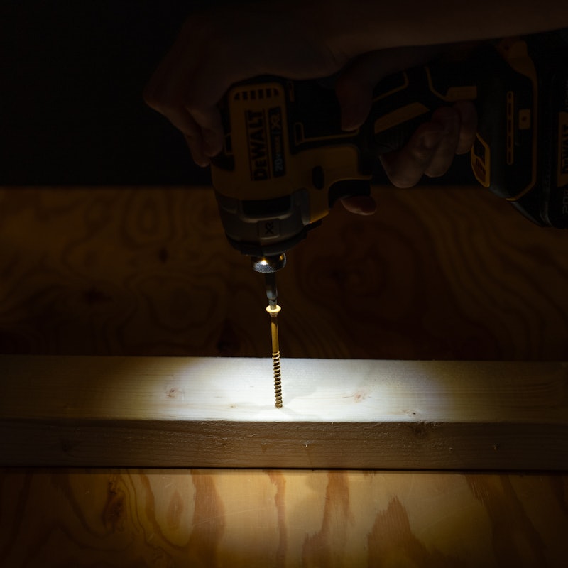 20V MAX XR Li-Ion Brushless 0.25" 3-Speed Impact Driver with DCB200C Battery Pack & Charger 7