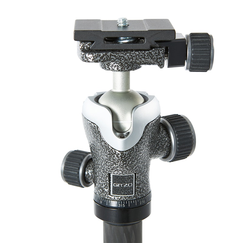 Series 1 Traveler Carbon Fiber Tripod with Center Ball Head 6