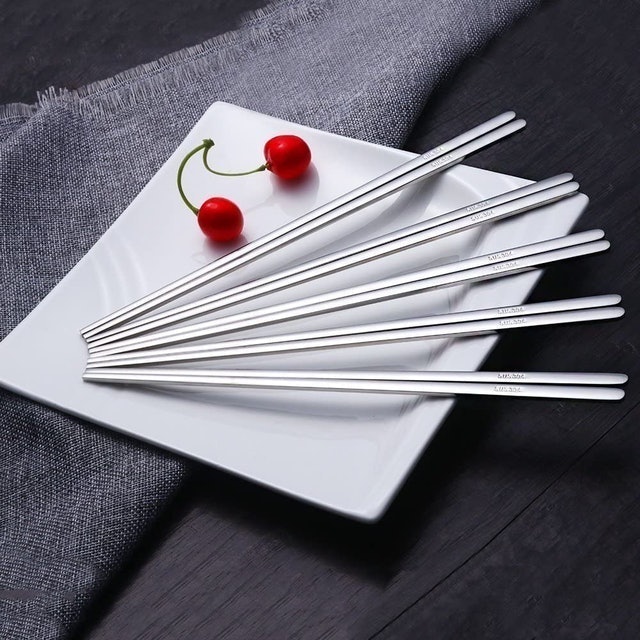 Lightsaber Chopsticks 3