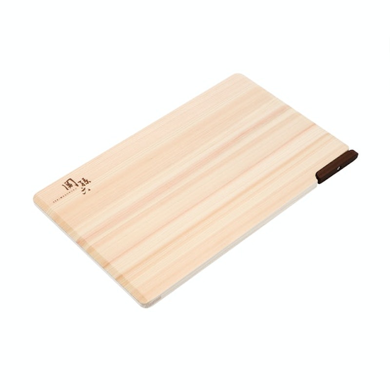 Seki Magoroku Hinoki Cutting Board With Stand 1