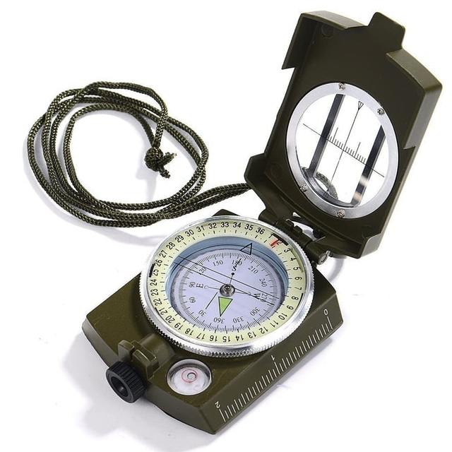 8 Best Hiking Compasses in 2022 (Suunto, Coghlan's, and More) 2