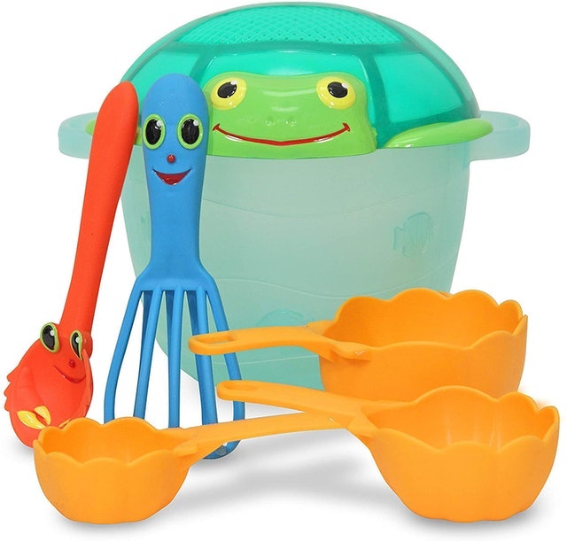 10 Best Sandbox Toys in 2022 (Melissa & Doug, TOMY, and More) 4