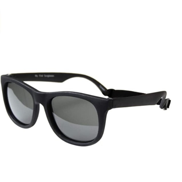 10 Best Sunglasses for Babies in 2022 (Baby Banz, ROMS, and More) 1