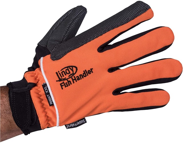 Lindy Fish Handling Glove 1