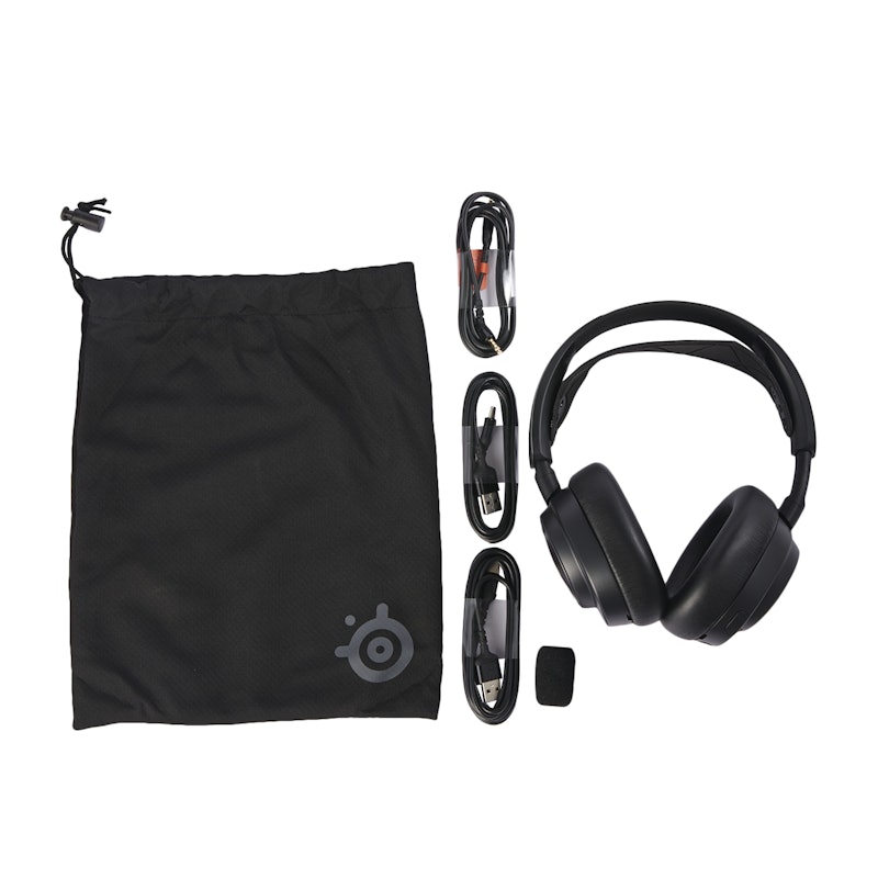 Arctis Nova Pro 4