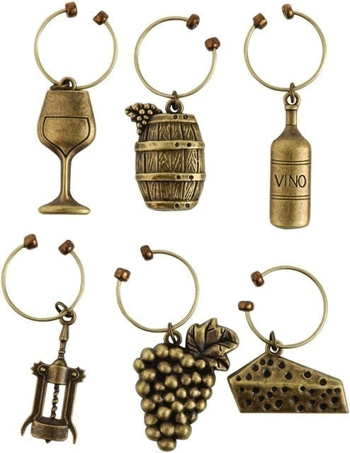 10 Best Charms for Wine Glasses in 2022 (Trudeau, Twine, and More) 3