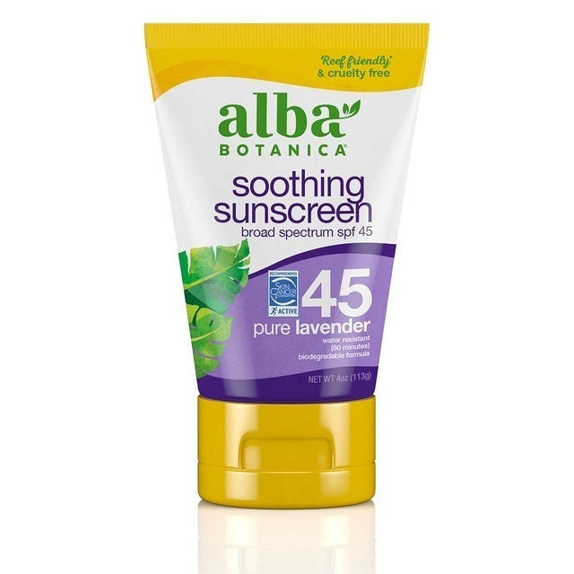 10 Best Hand Creams With SPF in 2022 (Dermatologist-Reviewed) 1
