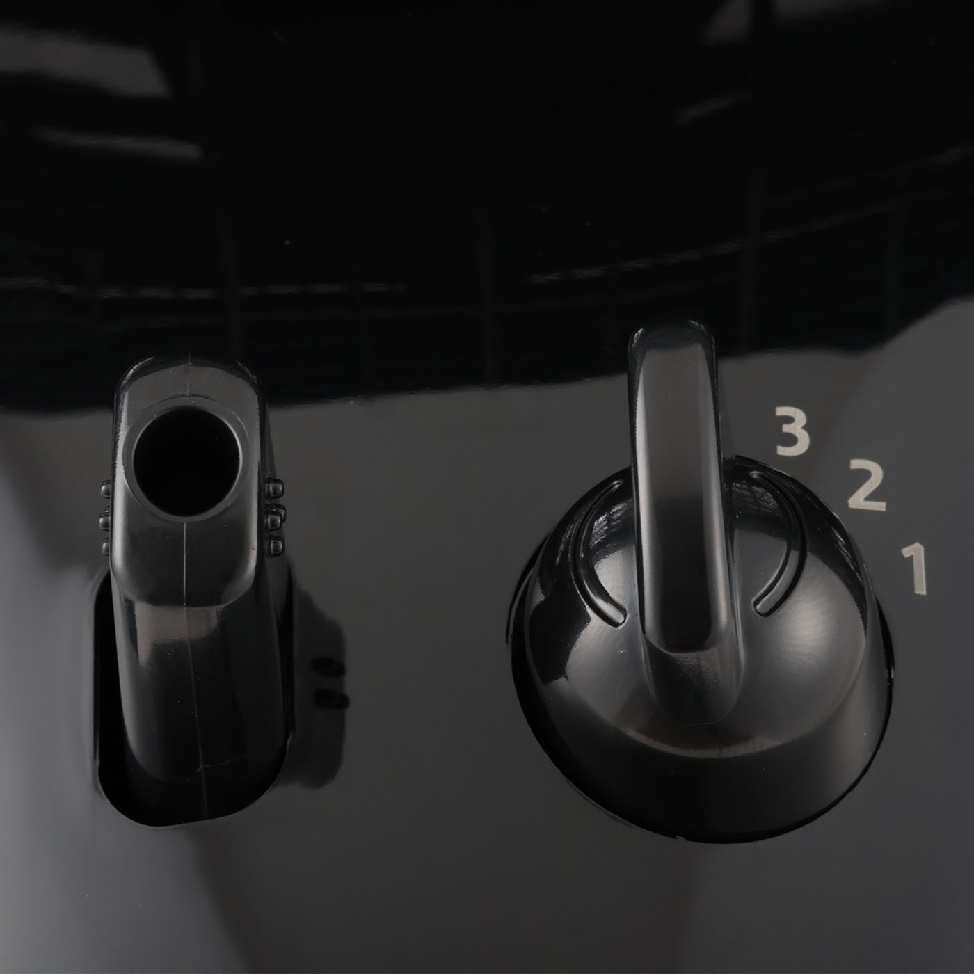 Oscillating Pedestal Fan with 3 Quiet Speeds 2
