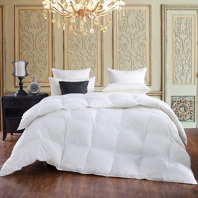 Siberian Goose Down Comforter 1