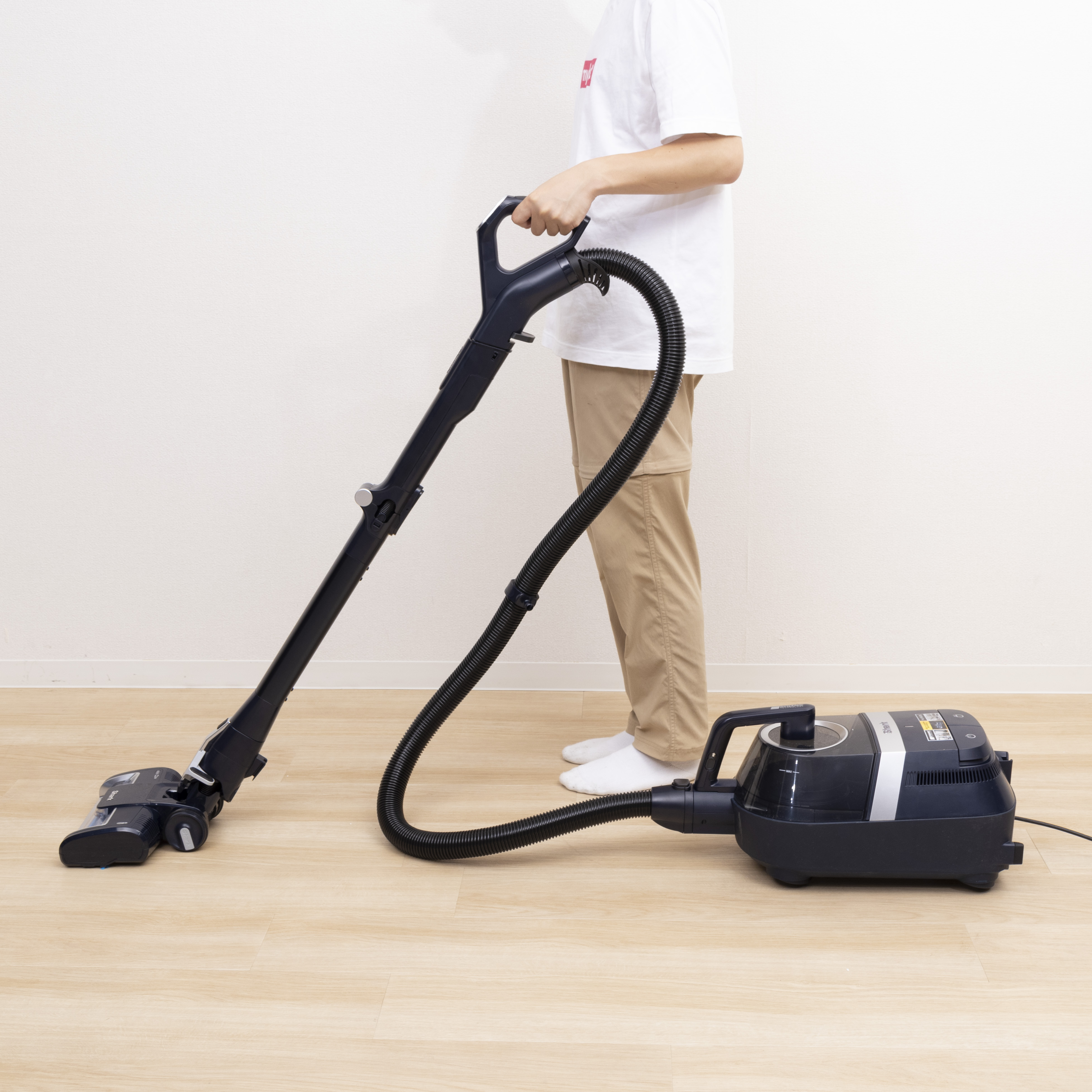 Canister Pet Bagless Corded Vacuum 6