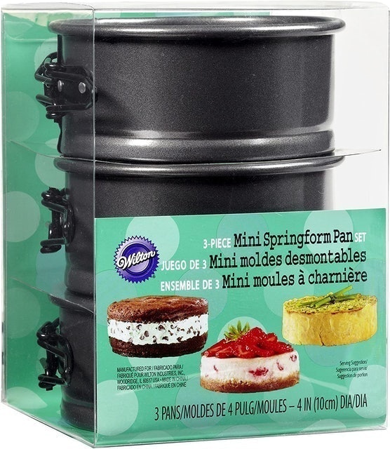 Chef's Classic Nonstick Bakeware Springform Pan 2