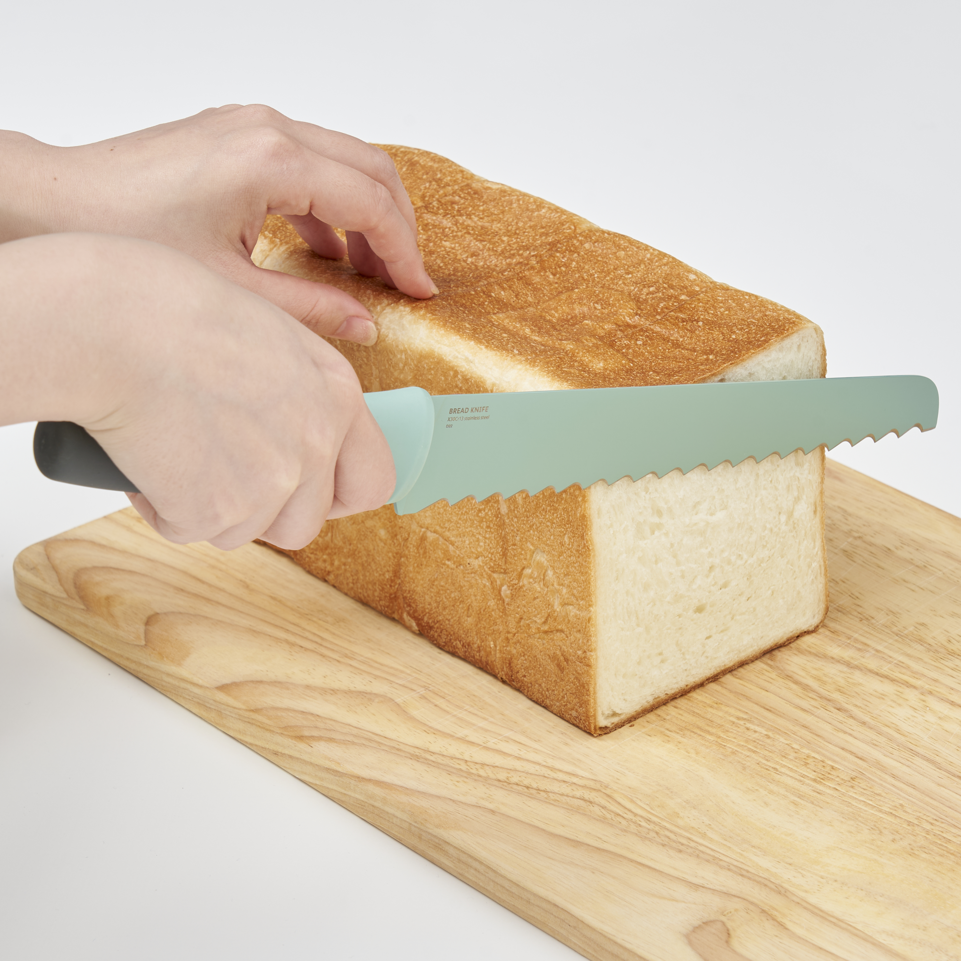 Leo Ceramic Coated Non-Stick Bread Knife 4