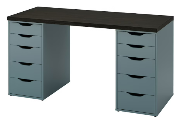 10 Best Desks in 2022 (IKEA, Sauder, and More) 1