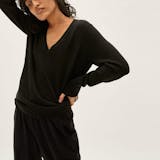 10 Best Women's V-Neck Sweaters in 2022 (Everlane, Free People, and More) 1