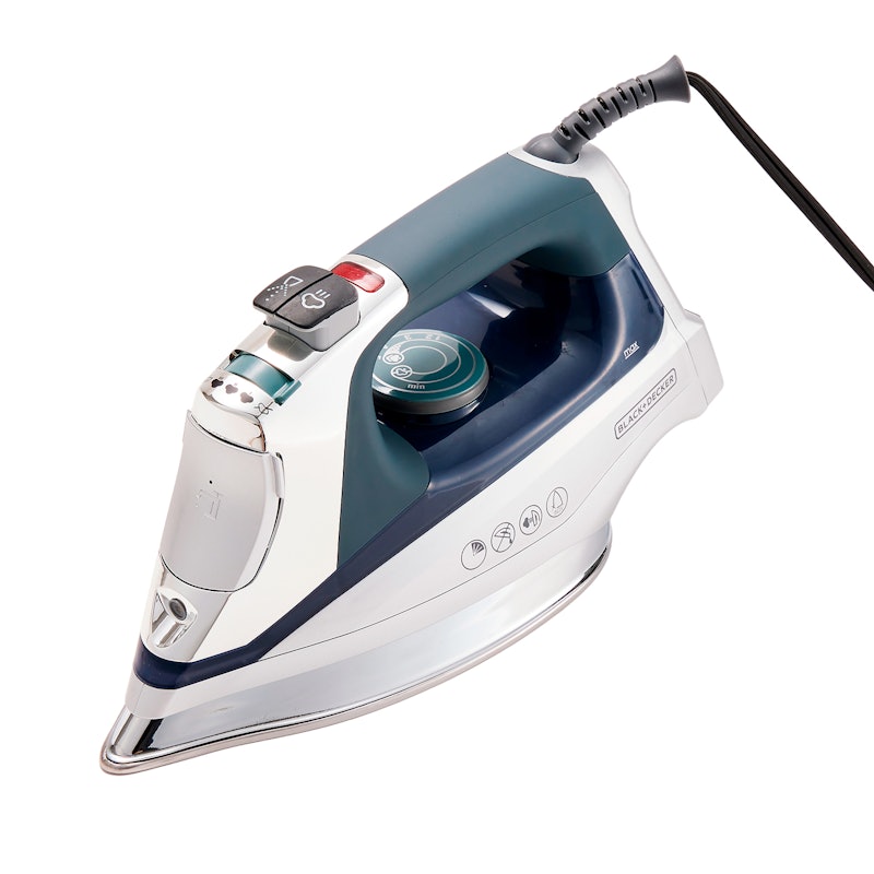Allure™ Professional Steam Iron 1